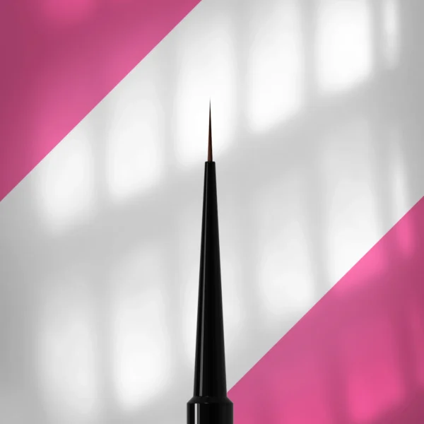 liner10mm Pincel Fino Brush-liner EXPERT anchura 0,9 mm/longitud 10 mm Staleks Pro
